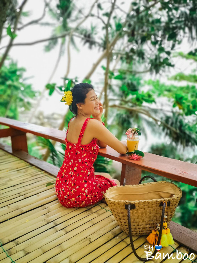 A Blanket & A Pillow เสื่อผืน หมอนใบ Kata Phuket Travel Blog by Bamboo Great view and