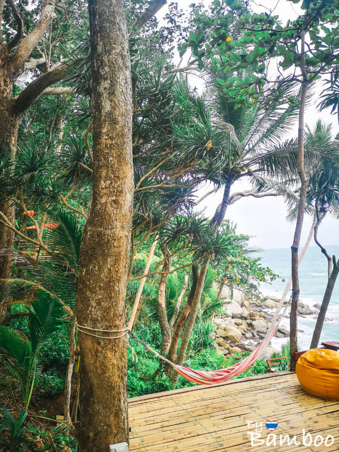 A Blanket & A Pillow เสื่อผืน หมอนใบ Kata Phuket Travel Blog by Bamboo Great view and