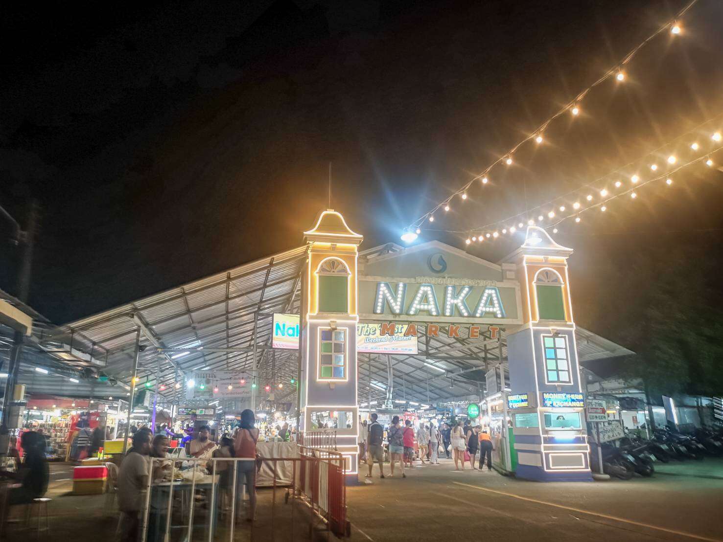 phuket-weekend-night-market-naka-market-great-experience-1-time